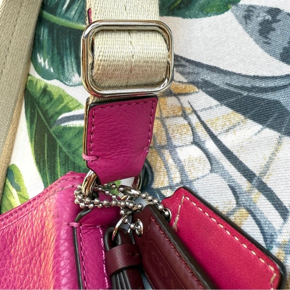 COACH Y2K Pink Crossbody Bag - Picture 9 of 16